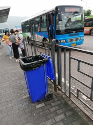 云南环卫垃圾桶120L 安全环保的户外生活垃圾处理装备